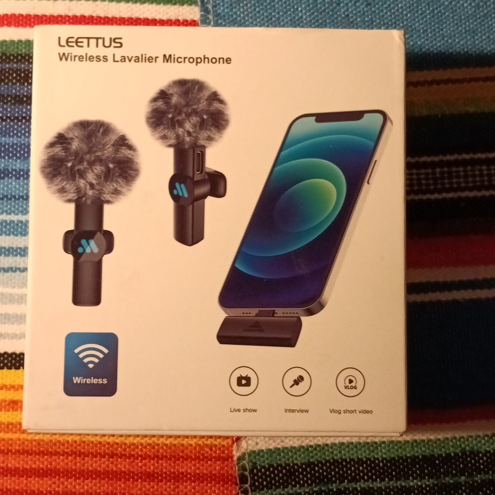 Wireless microphone FOR APPLE